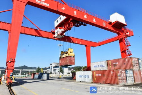 十里埠港散杂货吞吐量首次突破200万吨，搬运服务迎新高